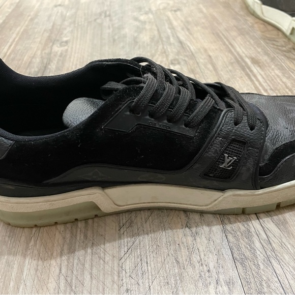 Louis Vuitton size 10.5 (REAL) Receipt with proof - Picture 4 of 4